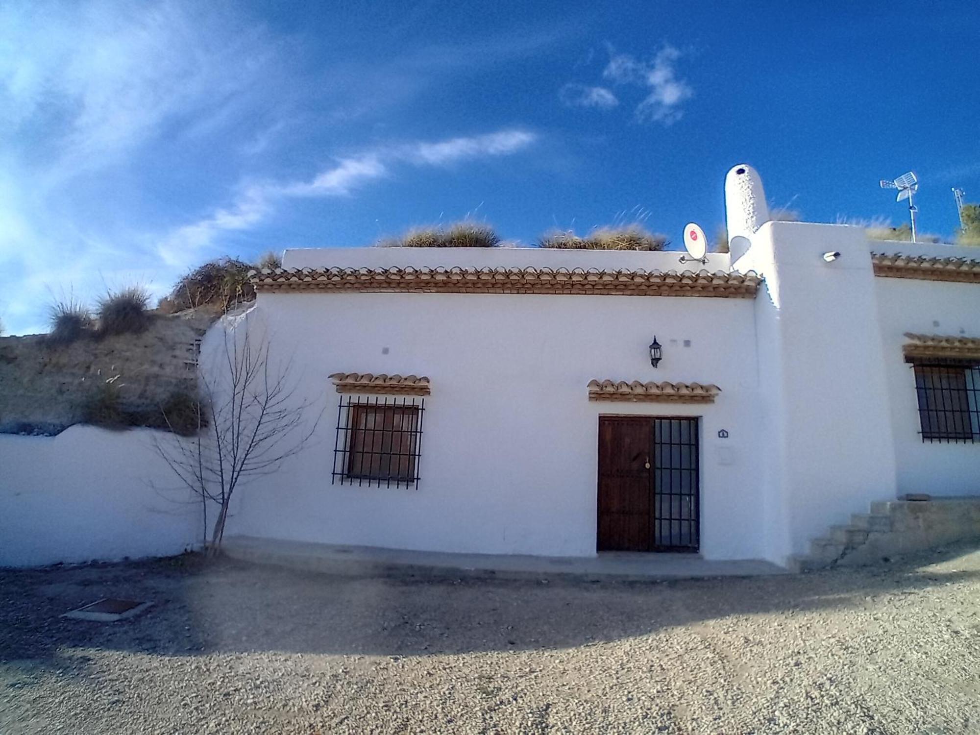 Cuevas El Lago De Castilléjar Exterior foto
